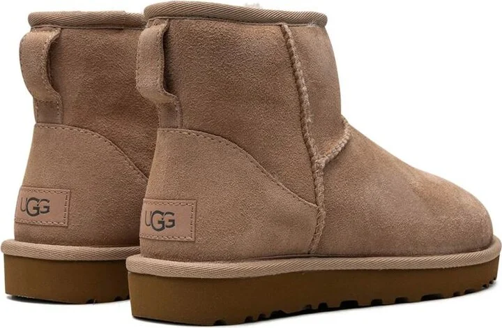 UGG W Classic Mini Ii Shoes - Image 3