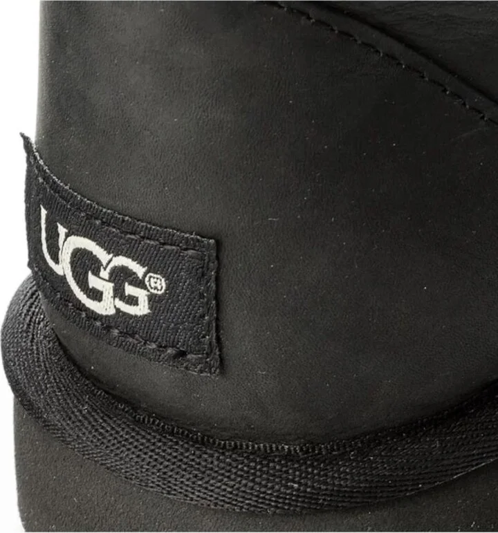 UGG W Classic Short Leather Shoes - Image 3