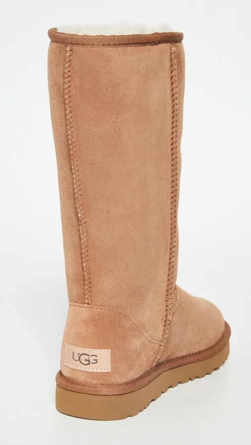UGG W Classic Tall II Boots - Image 3