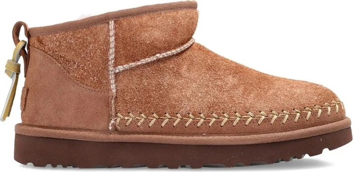 UGG W Classic Ultra Mini Biarritz Shoes