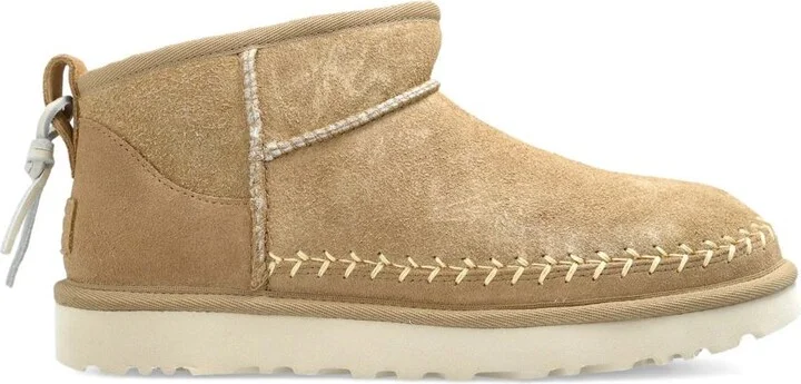 UGG W Classic Ultra Mini Biarritz Shoes