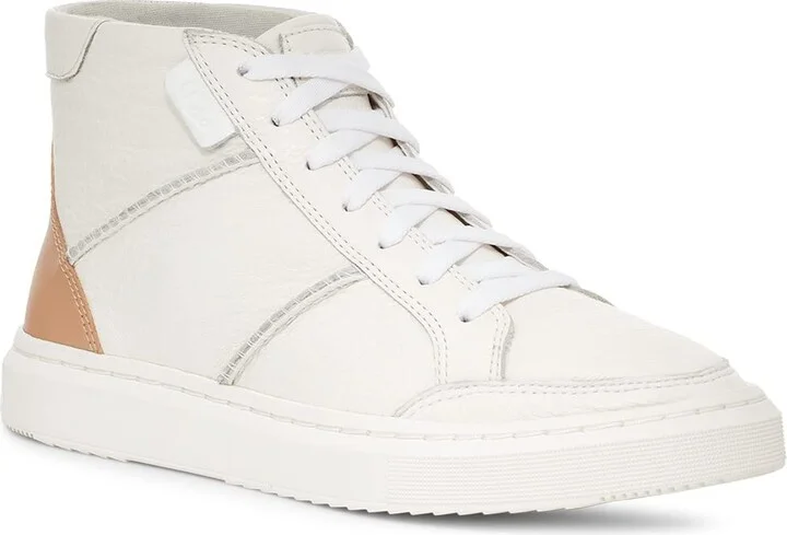 UGG Women's Alameda Chukka Sneaker