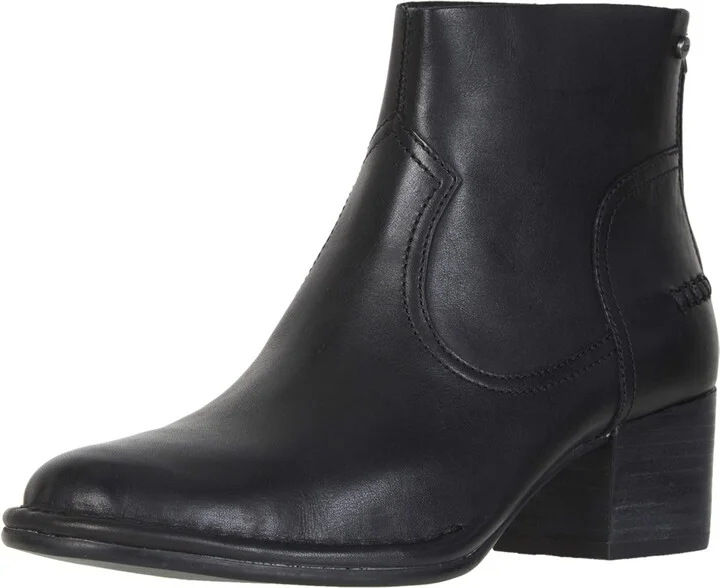 UGG Women's BANDARA Ankle Boot