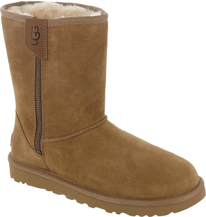 UGG Women's Classic Short Bailey Zip Boot