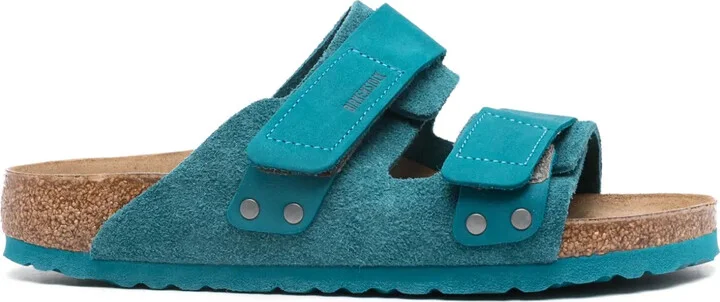 Uji suede slides
