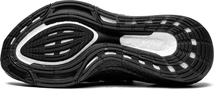 Ultraboost 22 "Core Black/Core Black/Core Black" sneakers - Image 4