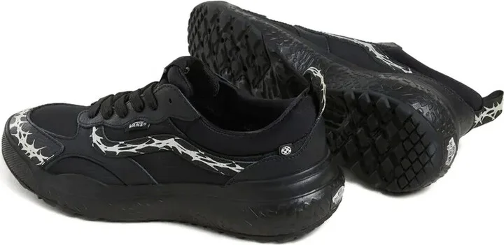 UltraRange Neo MTE barbed-wire trainers - Image 3
