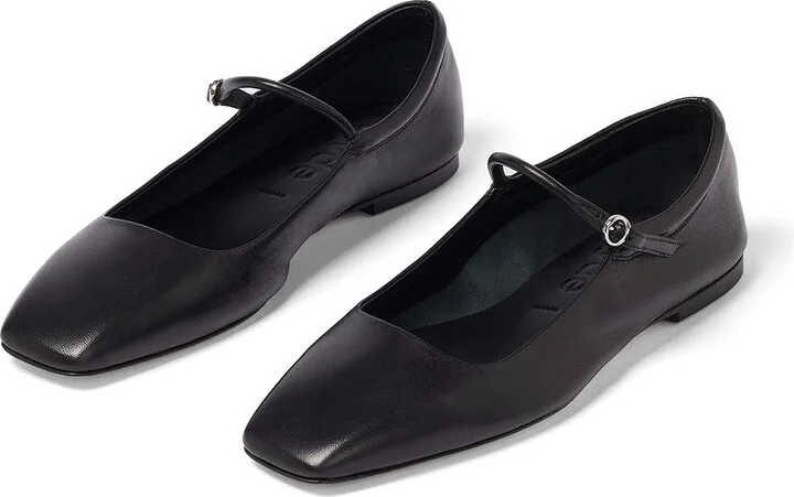 Uma Mary Jane Flat