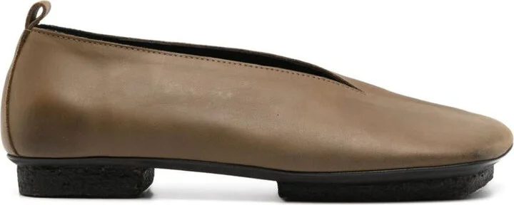 Uma Wang Leather Ballet Flats With An Asymmetric Toe