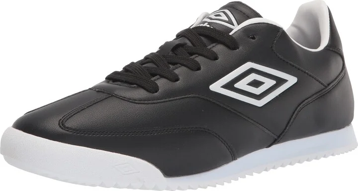Umbro Men's 5v5 Sneaker