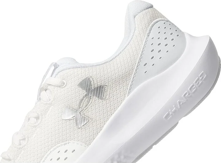 Under Armour Charged Surge 4 Women's Shoes White/Distant Gray/Metallic Silver : 6 B - Medium, Rubber - Image 4