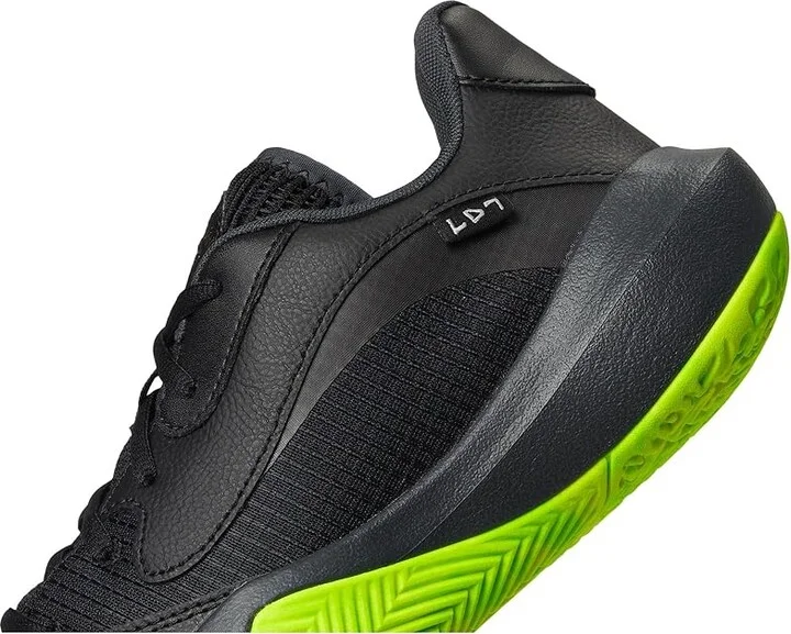 Under Armour Lockdown 7 Low Basketball Shoes Black/Black/Metallic Black : Men's 7 - Women's 8.5 Medium, Synthetic - Image 7