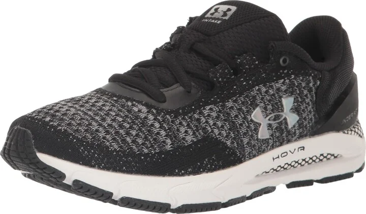 (001) Black/Black/White