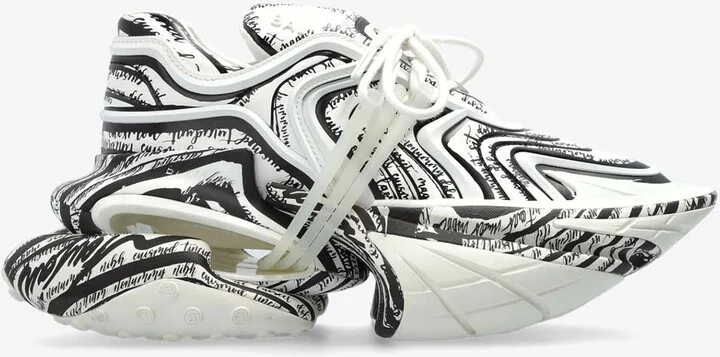 Monochrome