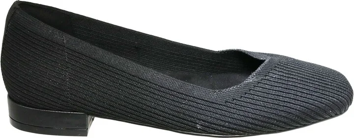 Union Square Toe Pump - Image 8