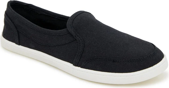 UNIONBAY Women's Sneaker