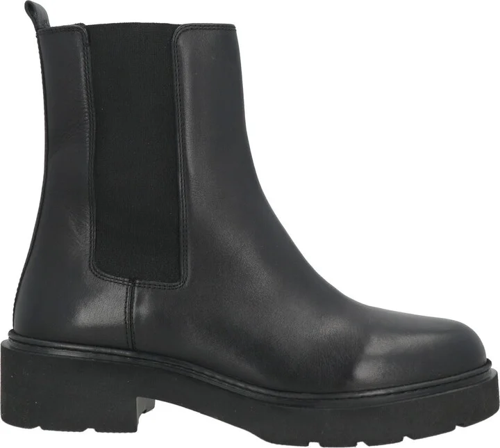 Unisa Woman Ankle boots - Image 3