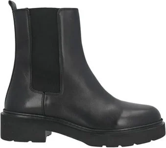 Unisa Woman Ankle boots