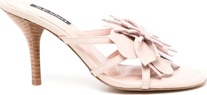 Uniss III sandals