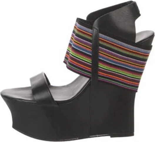 United Nude