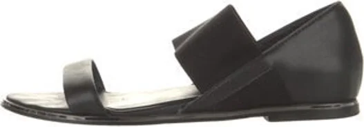 United Nude