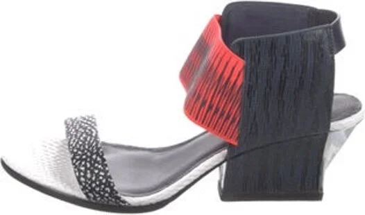 United Nude