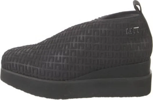 United Nude