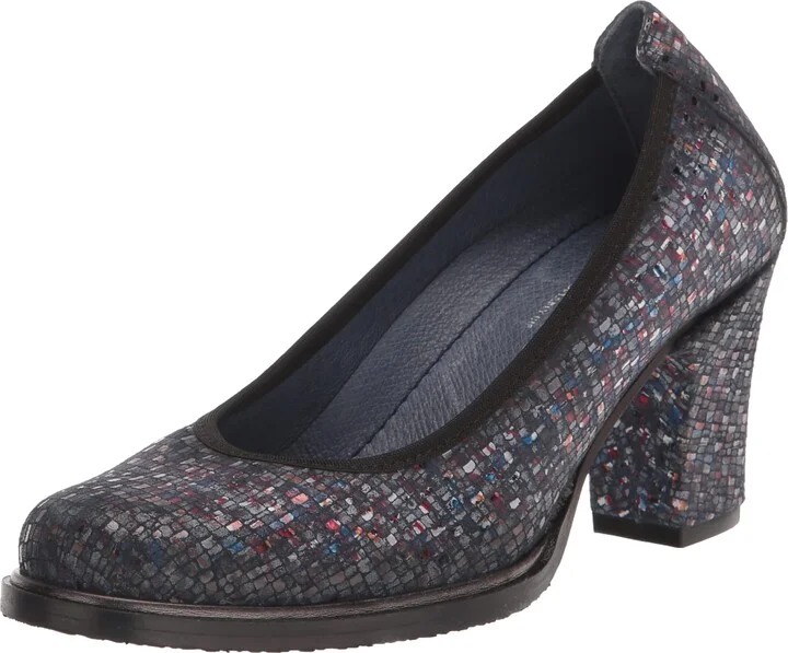 Unity in Diversity Women's Pumps