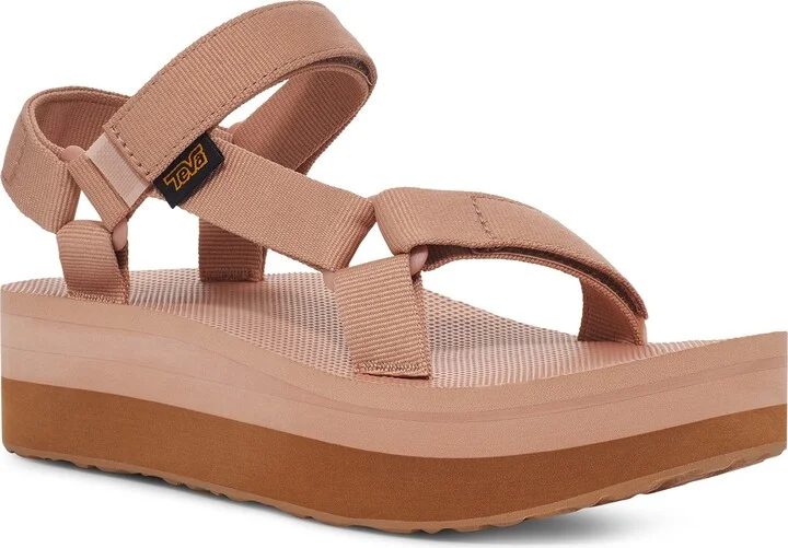 Universal Platform Sandal