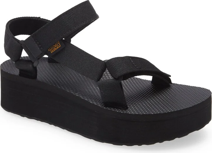 Universal Sandal