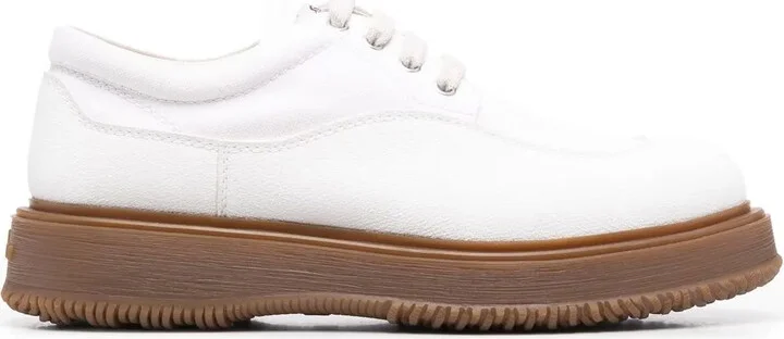 Untraditional low-top sneakers