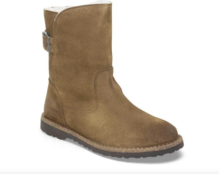 Uppsala Shearling Boot In Dark Tea Suede