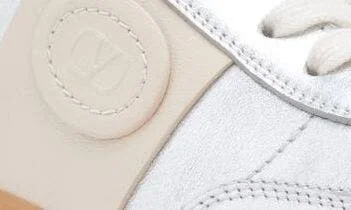 Upvillage Low Top Sneaker - Image 5