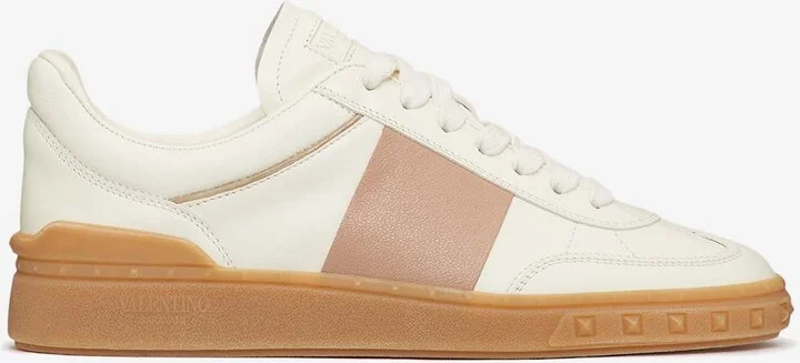 Upvillage Low-Top Sneakers