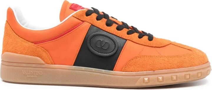 Upvillage sneakers