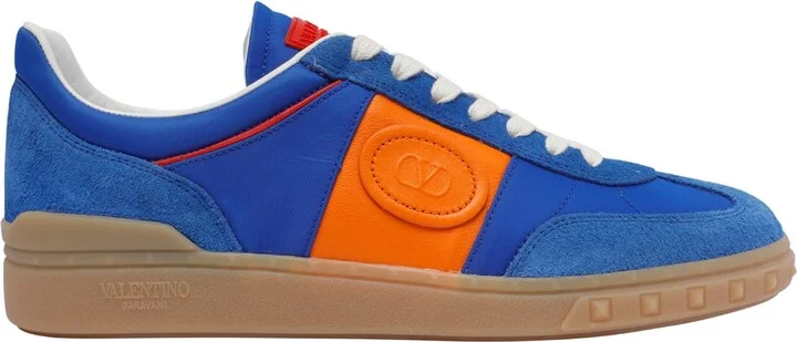 Upvillage Sneakers