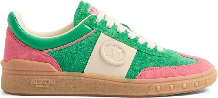 Upvillage Sneakers