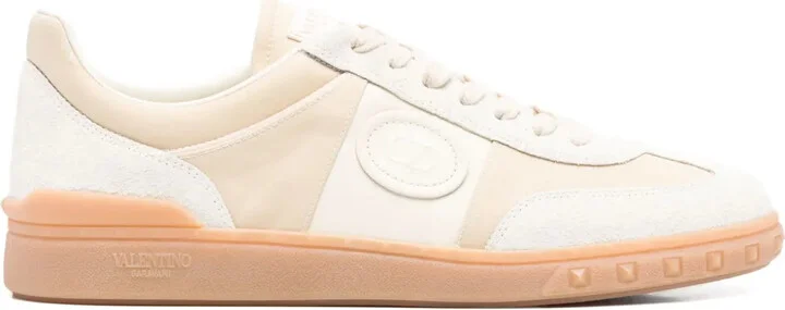 Upvillage sneakers