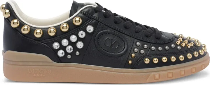 Upvillage sneakers
