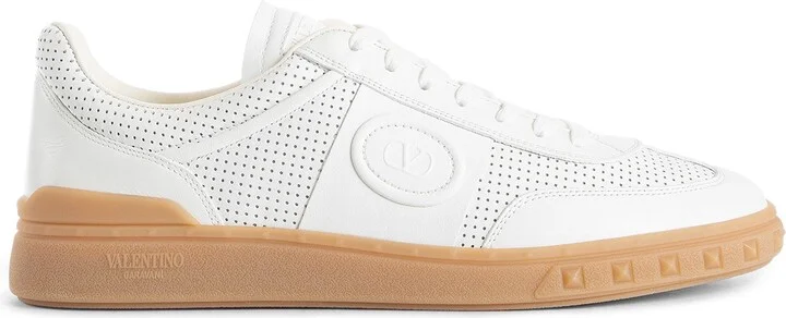 Upvillage Sneakers