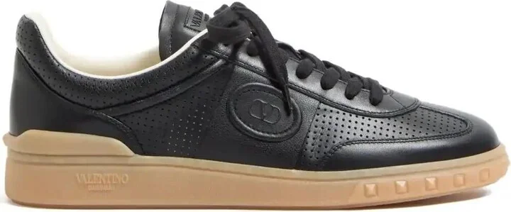 Upvillage Sneakers
