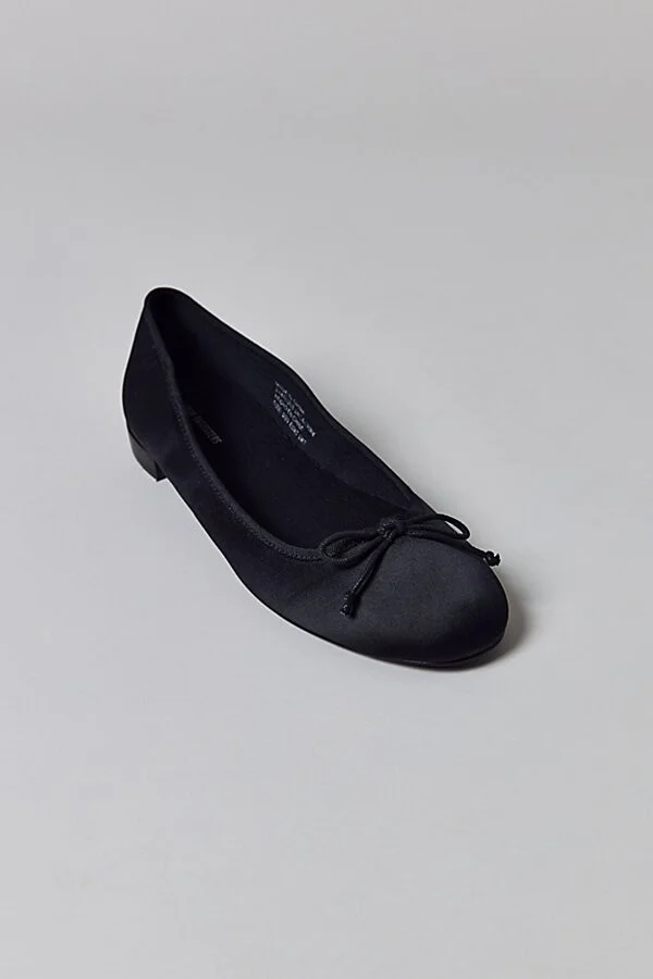 Urban Outfitters UO Lucy Satin Ballet Flat in Black - Image 4