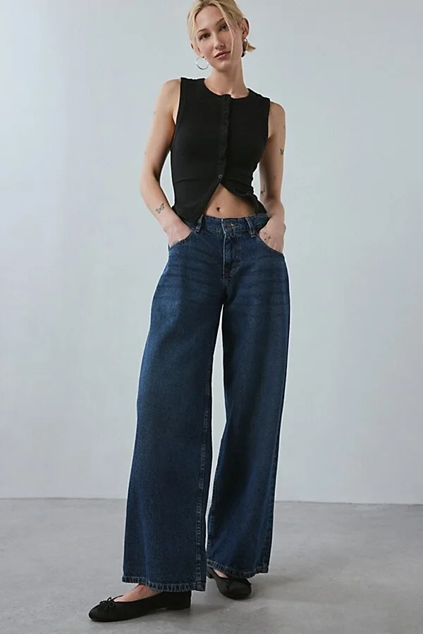 Urban Outfitters UO Lucy Satin Ballet Flat in Black