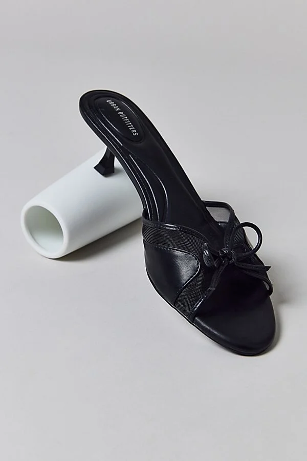 Urban Outfitters UO Poppy Kitten Heel Mule in Black - Image 2