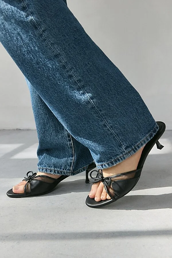 Urban Outfitters UO Poppy Kitten Heel Mule in Black