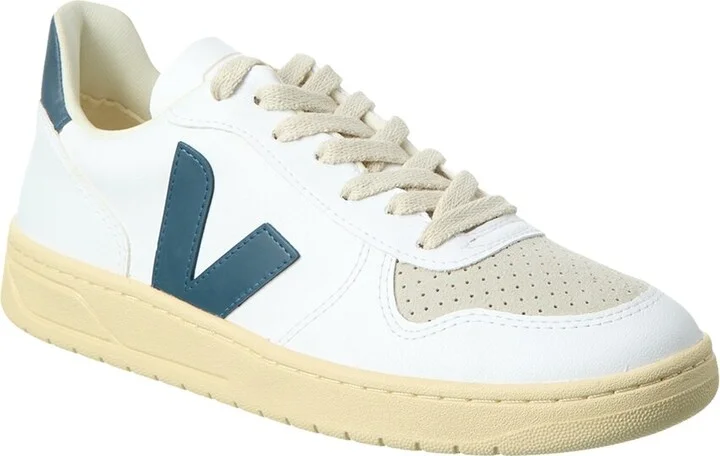 V-10 Leather Sneaker