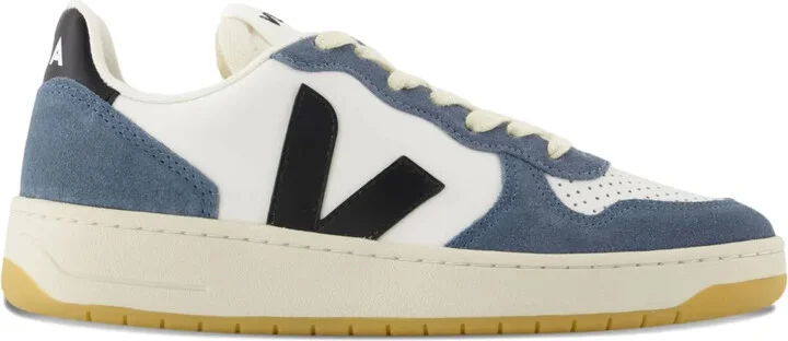 V-10 logo-detail leather sneakers
