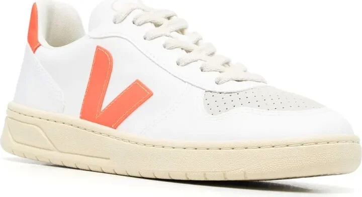 V-10 low-top sneakers - Image 2
