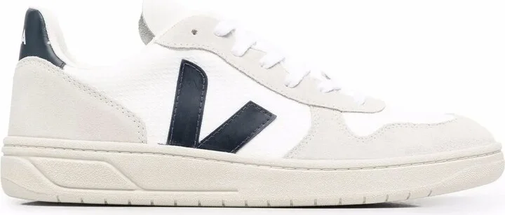 V-10 low-top sneakers