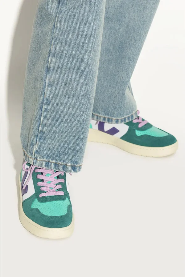V-10 sneakers - Image 2